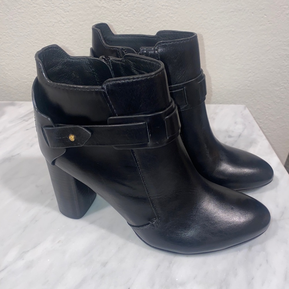 Tory Burch boots *NEW*